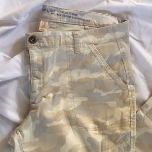 Gap skinny utility khaki size12
